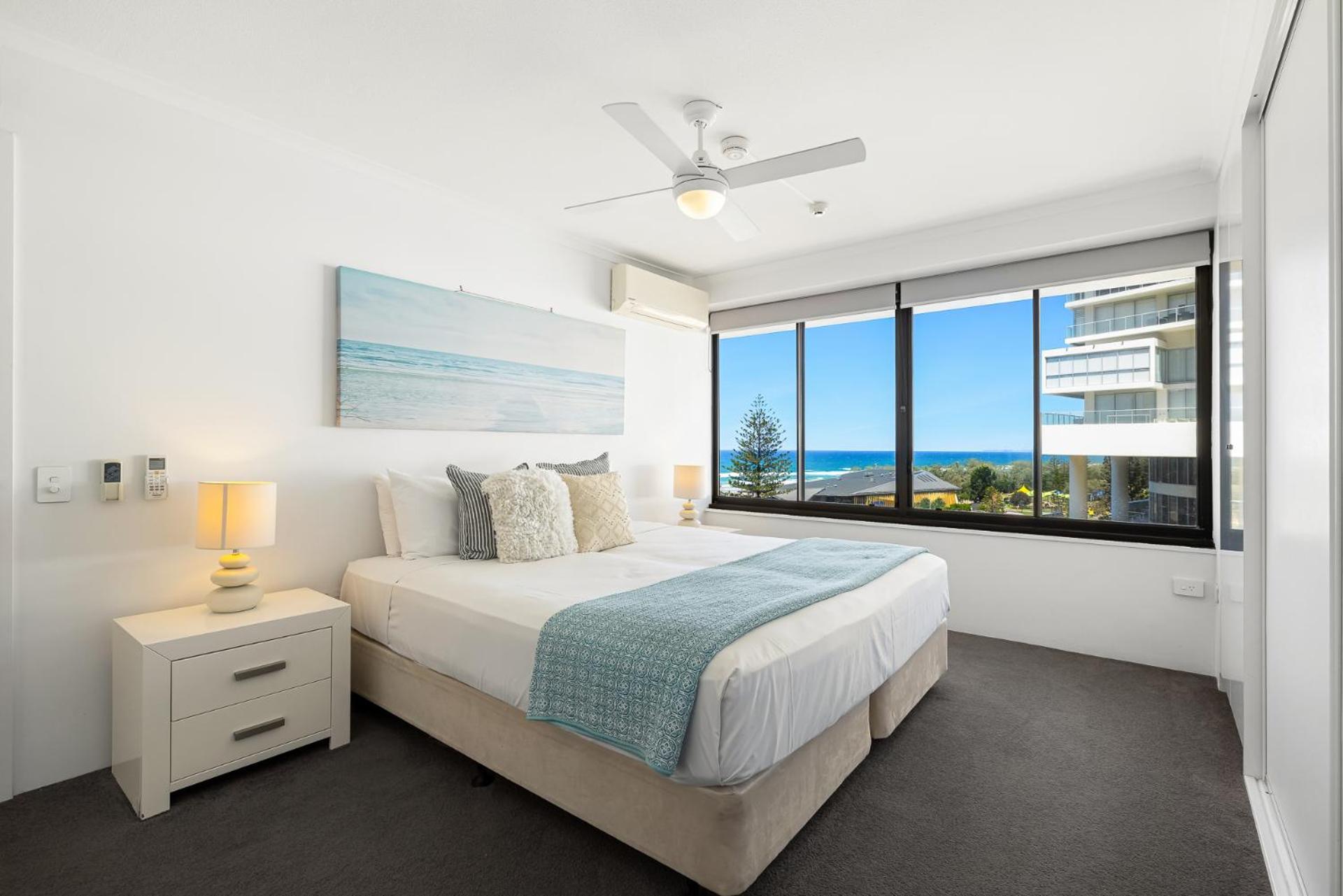 South Pacific Plaza - Official Aparthotel Броудбийч Екстериор снимка