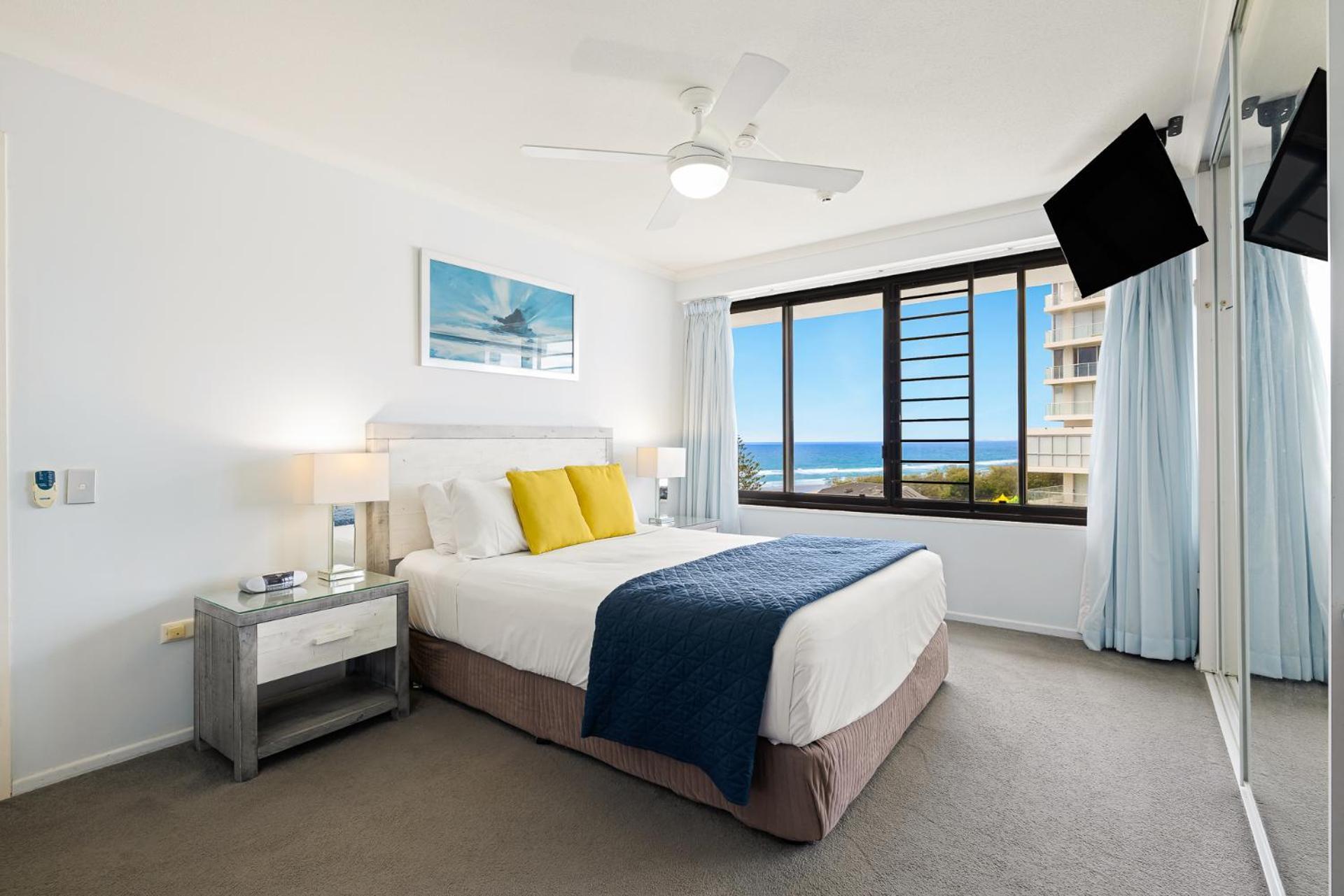 South Pacific Plaza - Official Aparthotel Броудбийч Екстериор снимка